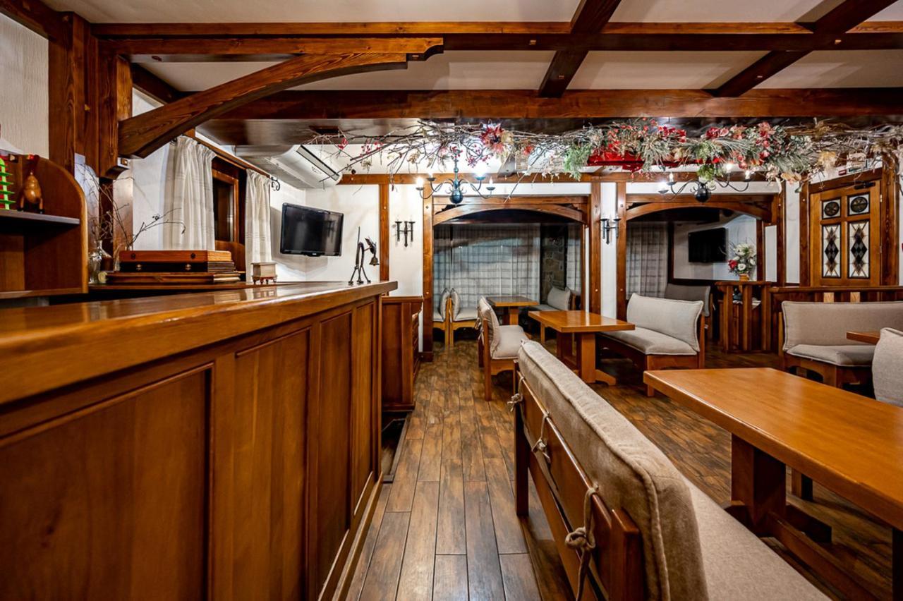 Tatariv Deluxe Exterior photo