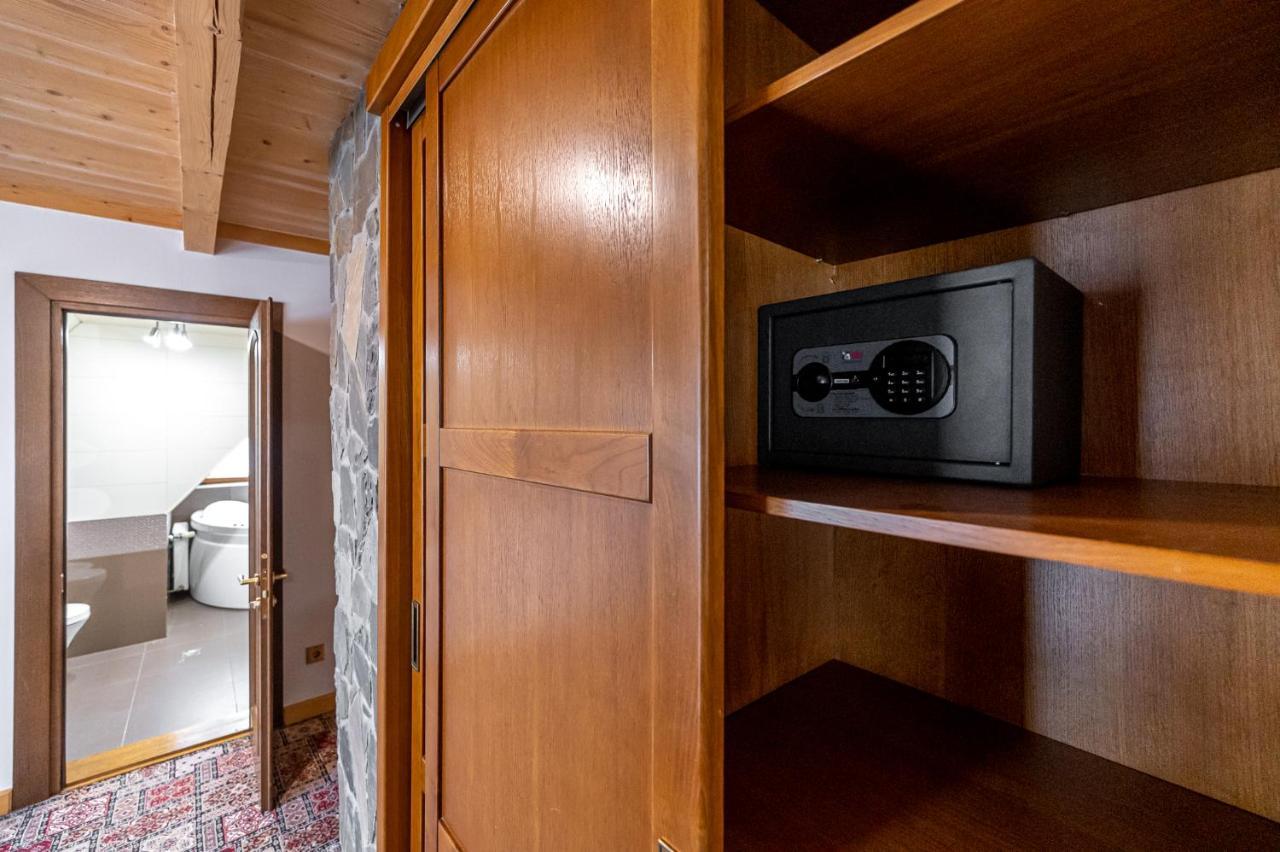 Tatariv Deluxe Exterior photo