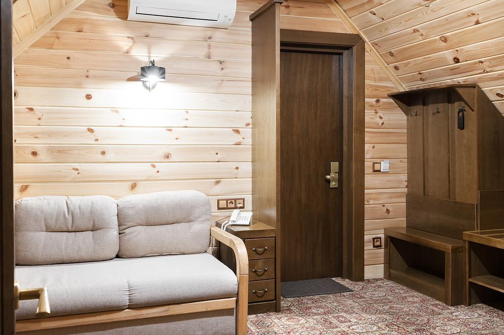 Tatariv Deluxe Exterior photo